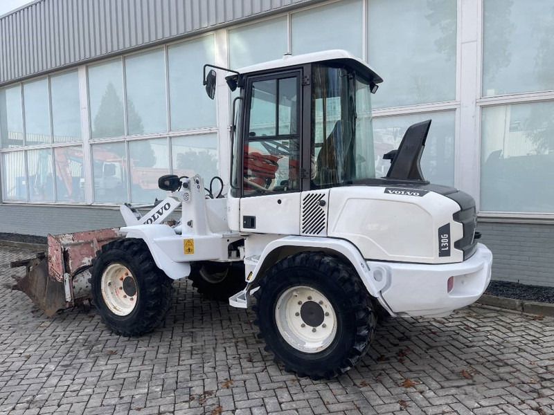 Wheel loader Volvo L 30 G 2020 CE