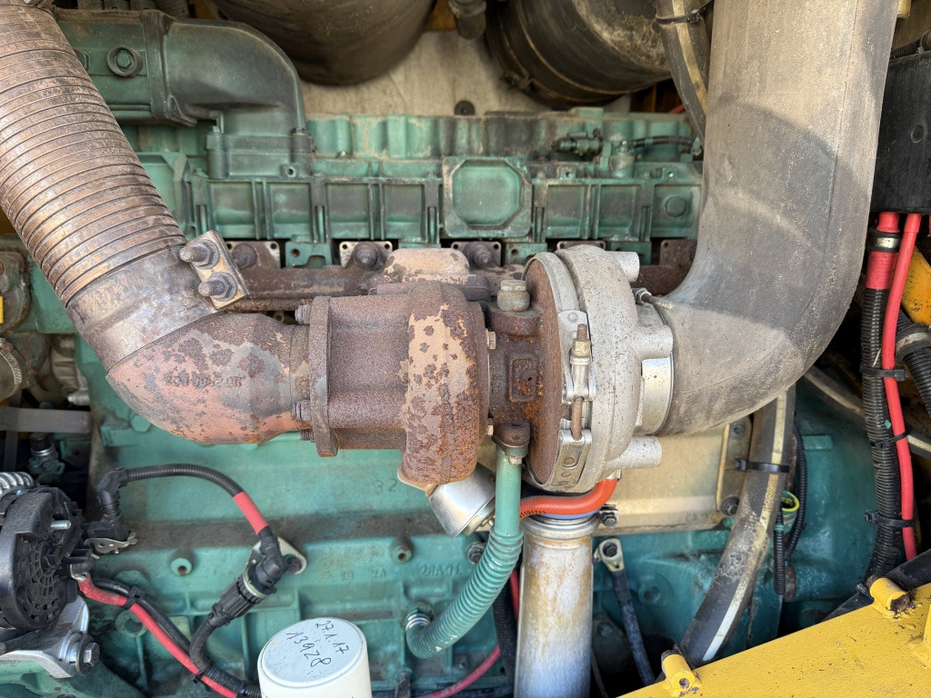 Wheel loader Volvo L 90 F (111773)