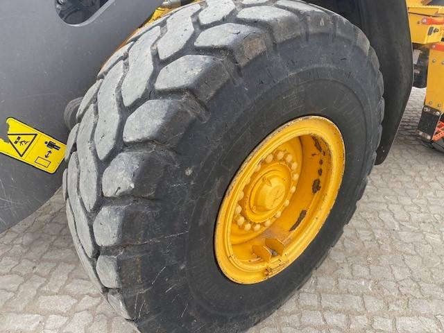 Wheel loader Volvo L 90 H MIETE / RENTAL (12001013)