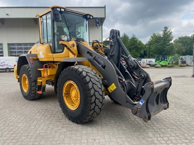 Wheel loader Volvo L 90 H MIETE / RENTAL (12001013)