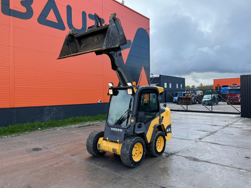 Wheel loader Volvo MC 70 C T4 BRUSH