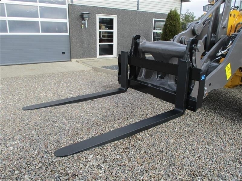 Wheel loader Volvo Pallegafler 5ton 150cm smededegafler. NYT sæt