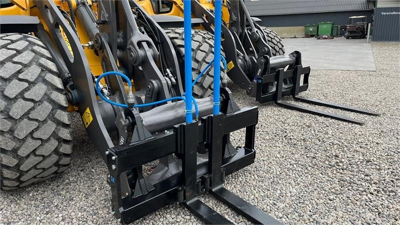 Wheel loader Volvo Pallegafler Hydraulisk 5Tons pallegafler med Volvo