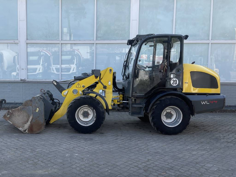 Wheel loader WACKER NEUSON WL 44      2017     CE