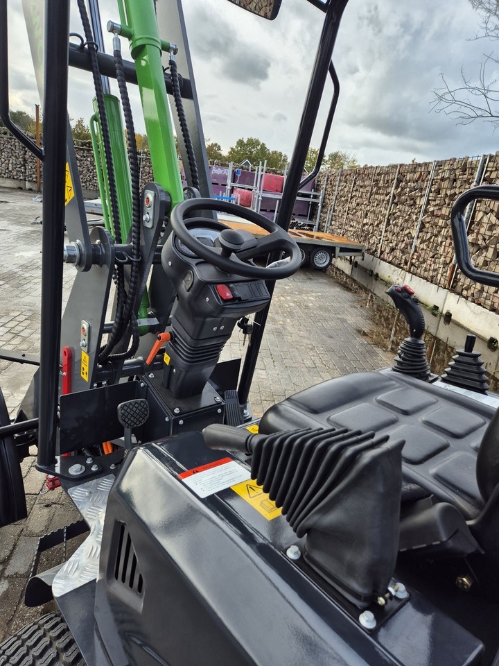 Wheel loader WCM-606