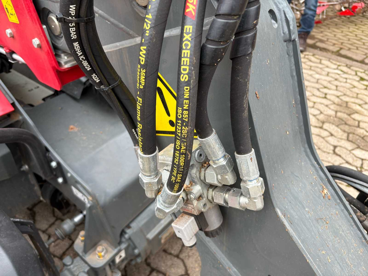 Wheel loader WEIDEMANN T4512 - FORKLIFT