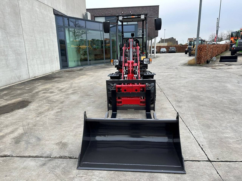 Wheel loader WOLF MINI 750