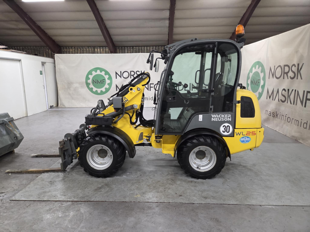 Wheel loader Wacker Neuson WL25