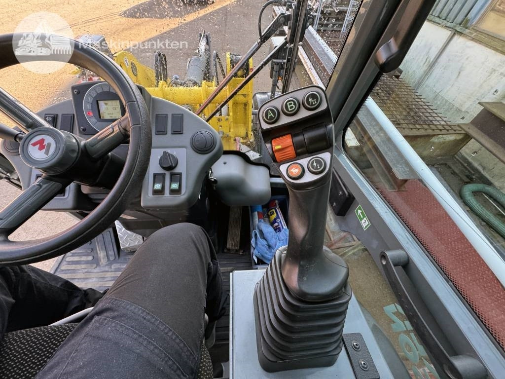 Wheel loader Wacker Neuson WL 52