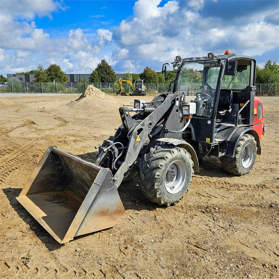 Wheel loader Weidemann 2070 CX