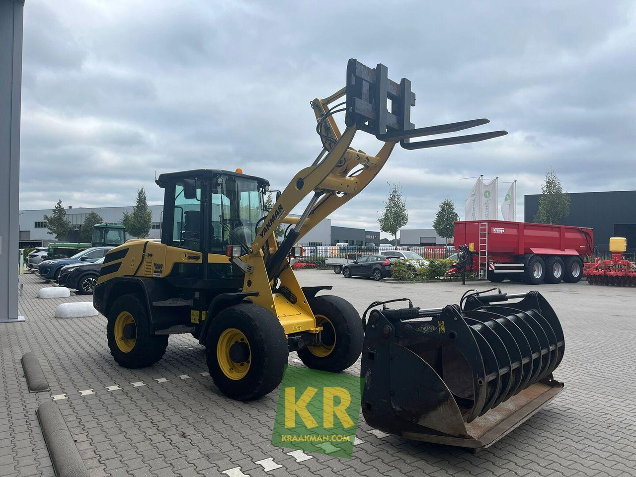 Wheel loader Yanmar V100 shovel