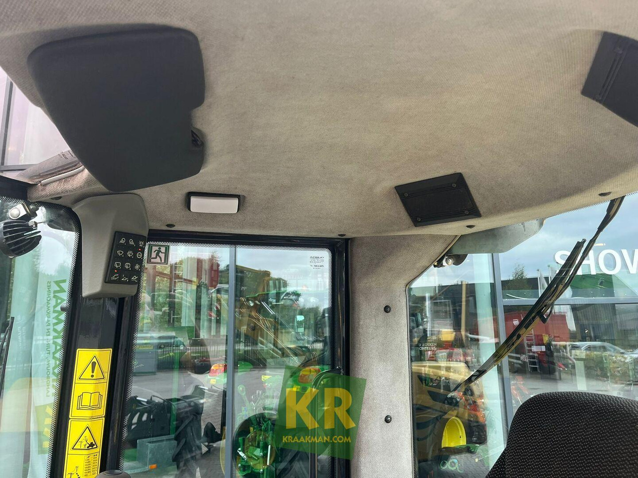 Wheel loader Yanmar V100 shovel