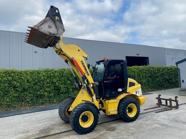 Wheel loader Yanmar V 8