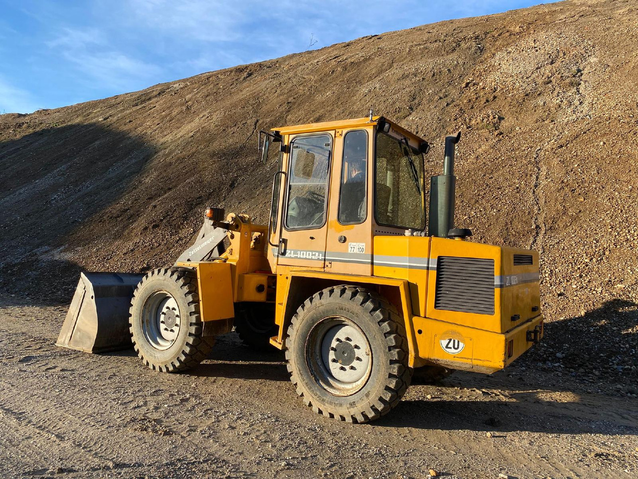 Wheel loader Zettelmeyer ZL 1002
