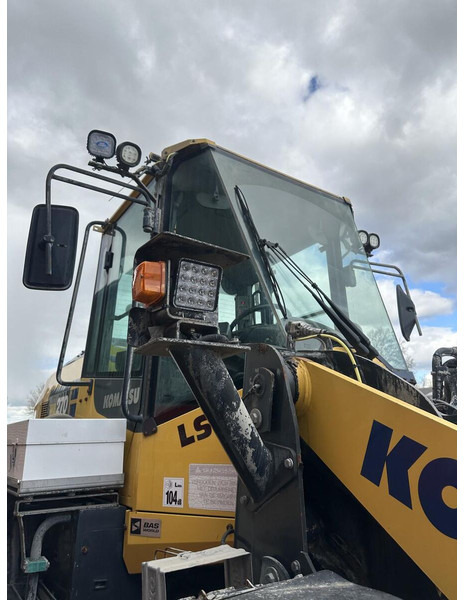 Wheel loader shovel WA270 8 - Gebruikt
