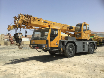 Mobile crane XCMG QAY25: picture 1