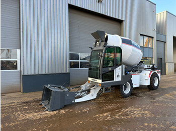New Concrete mixer truck ZWZG 4200 Concrete Mixer: picture 1