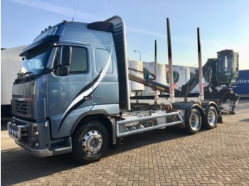 Forestry trailer Volvo FH 700 6x4 Loglift: picture 1