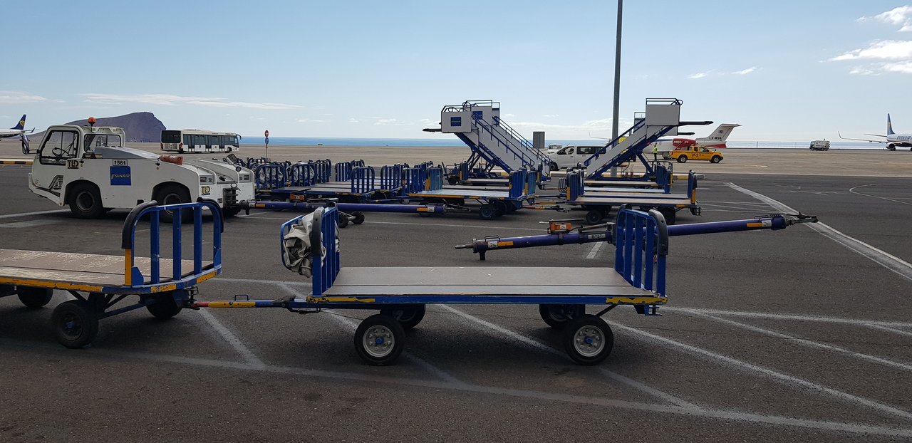 New Ground support equipment Baggage Cart FEMISA: picture 6