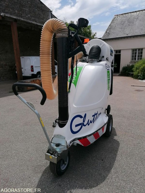 Industrial vacuum cleaner Aspirateur de voirie électrique Glutton