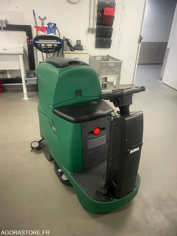 Scrubber dryer AUTOLAVEUSE BOMA TEMPO RIDE 55