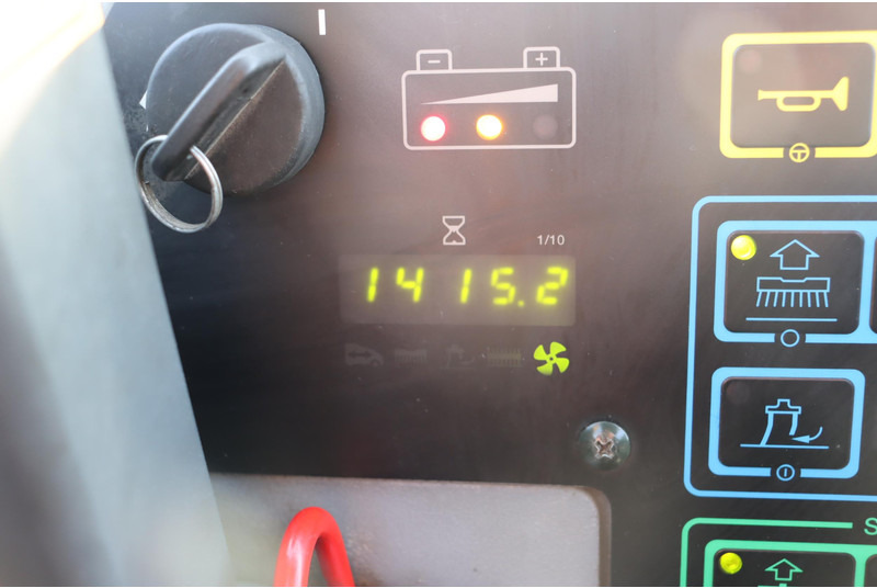 Scrubber dryer Nilfisk CR1200