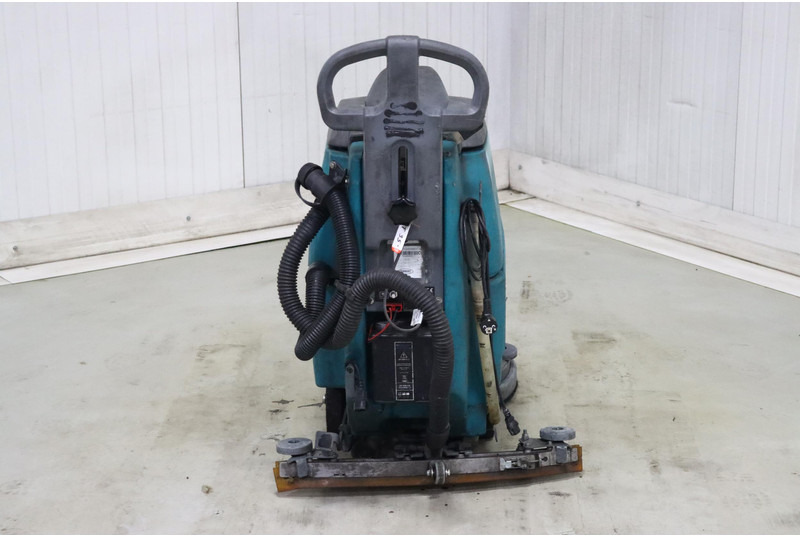 Scrubber dryer TENNANT T2