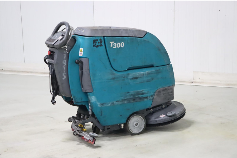 Scrubber dryer TENNANT T300