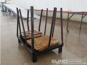 Workshop equipment Stillage with Crusher Jaws (2 of): picture 1