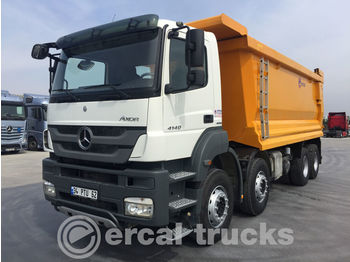 Tippbil lastbil MERCEDES-BENZ 2013 AXOR 4140 AC 8X4 EURO 5 HARDOX TIPPER