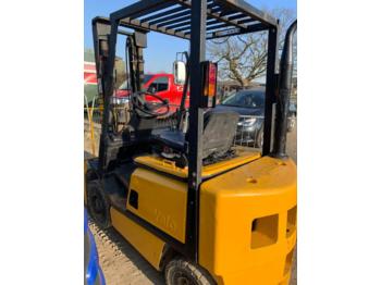 Forklift 1991 Yale GDP15: picture 1