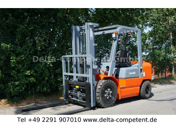 Diesel forklift 3000 kg CPCD30 Seitenschieber Zinkenverstellung: picture 1