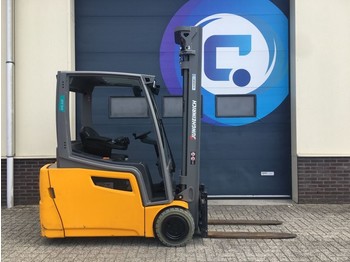 4-wheel front forklift Jungheinrich EFG 200 600DZ Triplex Electric - Side Shift - Year 2018 - Hours 1577 - 2x in STOCK !!