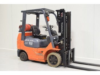 4-wheel front forklift TOYOTA 7FGCU25