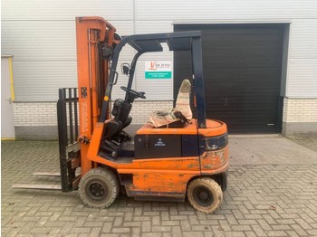 4-wheel front forklift Toyota FBM16