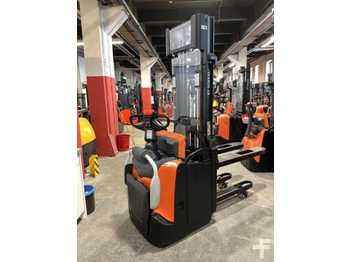 Stacker BT SPE 120 L: picture 1