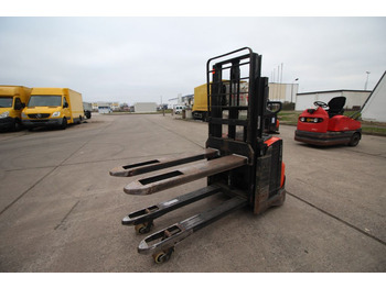 BT SWE120L/140L/200D/Staxio  - Forklift: picture 1