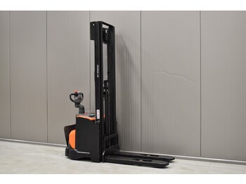 Stacker BT SWE 140: picture 1