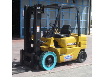 Forklift CATERPILLAR GP25: picture 1