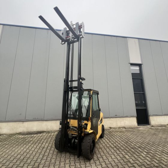 Electric forklift Caterpillar DP30NT: picture 20