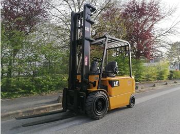 Electric forklift Caterpillar EP35K-PAC: picture 1