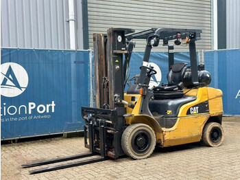 Forklift Caterpillar GP25NT: picture 1