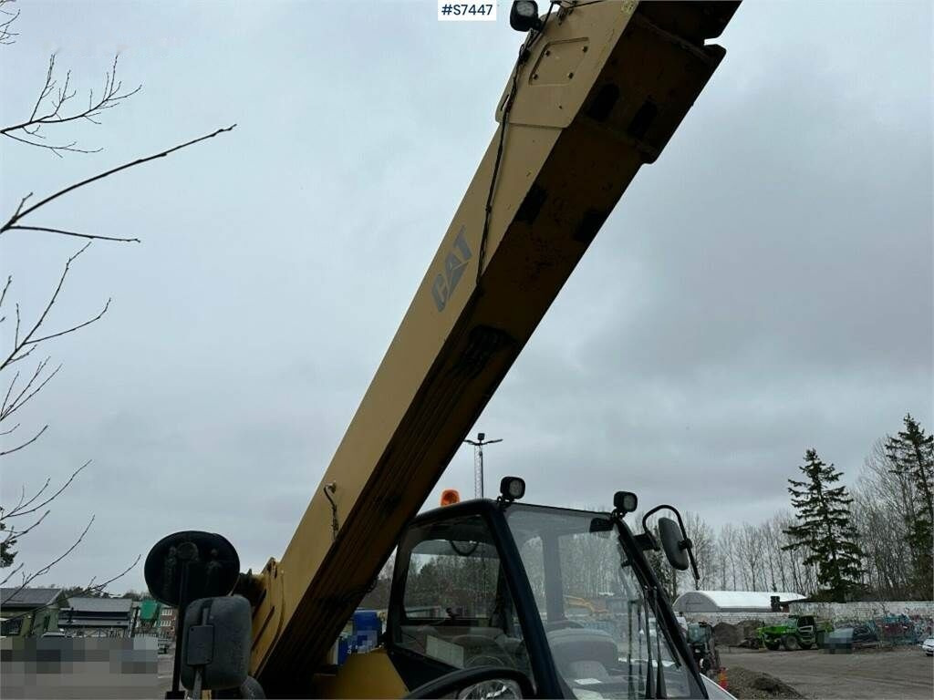 Leasing of Caterpillar TH580H Telescopic loader with crane arm Caterpillar TH580H Telescopic loader with crane arm: picture 30