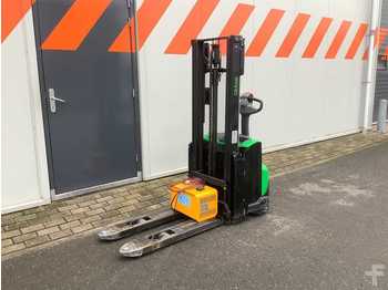 Stacker Cesab S210: picture 1