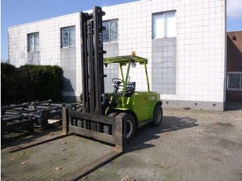 Diesel forklift Clark DCY-110: picture 1