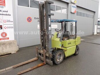 Diesel forklift Clark DPM 30: picture 1