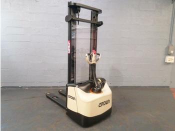 Stacker Crown WF3000-1.0FT: picture 1