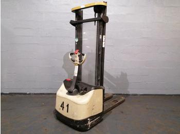 Stacker Crown WF3000-1.0TL: picture 1