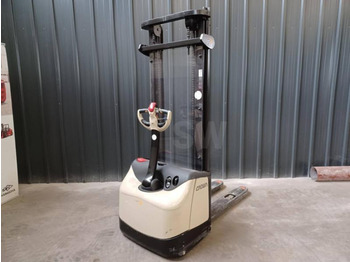 Stacker Crown WF 3000: picture 3