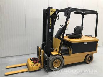 Forklift Daewoo B30S: picture 1